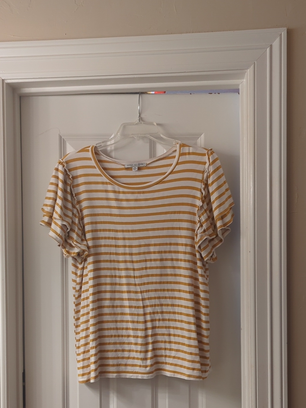 Green Envelope Striped Flutter Sleeve Top - White and Mustard